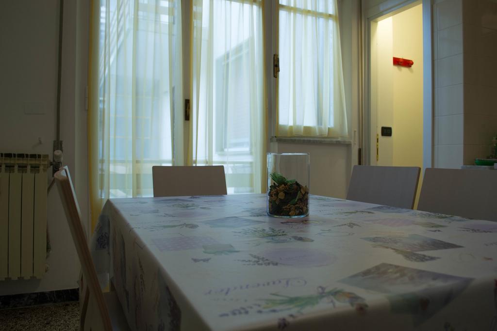 Casa Al Mare Apartman Albisola Superiore Kültér fotó